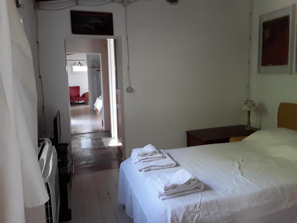 L'Albero Di Alberto Bed & Breakfast Valverde  Bagian luar foto